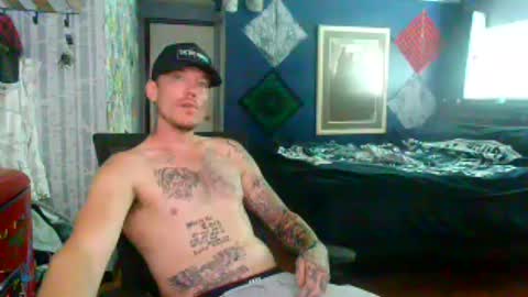 who dares  toss me some  tips lets have fun online show from 08.08.26