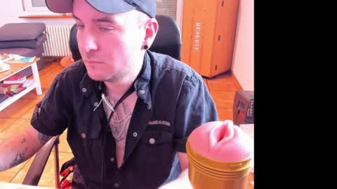 Chris online show from 05.04.26
