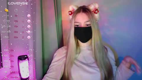 Snapshot of ohiko4545 chatting on 11.08.25 katarina online show from 11.08.25