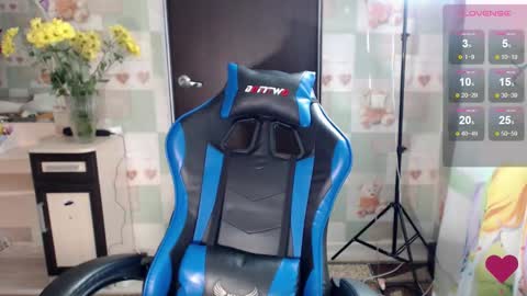 Snapshot of ohnata chatting on 10.10.25 Eve every day Moscow time from 8 am to 16 pm online show from 10.10.25