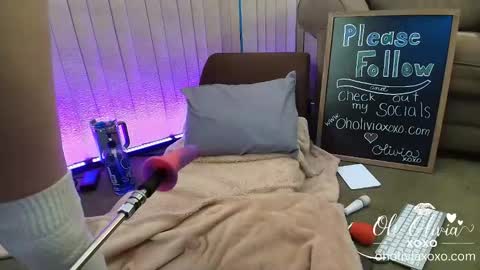 Snapshot of oholiviaxoxo chatting on 02.19.26 oholiviaxoxo online show from 02.19.26