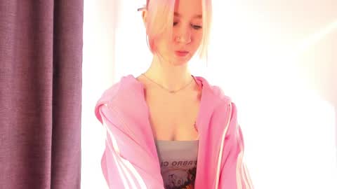 Emi and Ohpi online show from 04.13.26