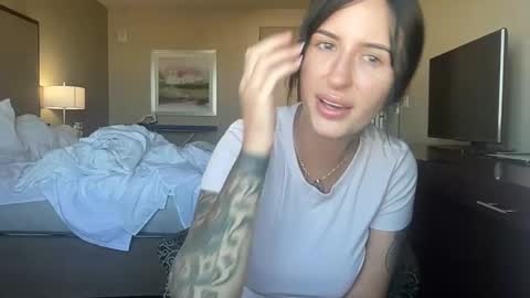 riley online show from 10.07.25