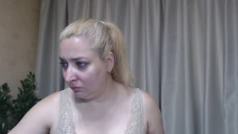 Snapshot of ohsweetiren chatting on 07.08.26 Iren online show from 07.08.26