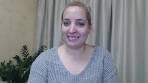 Mari online show from 12.12.24