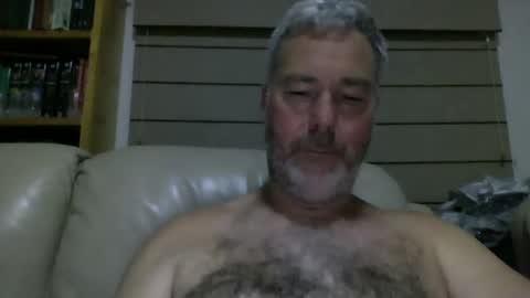 oiledcouple1 online show from 03.01.25