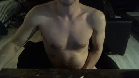 Snapshot of oimmmmmmm chatting on 01.01.25 oimmmmmmm online show from 01.01.25