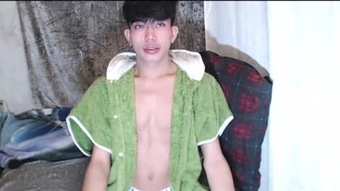 Snapshot of oishi1ii chatting on 12.09.24 OISHI1II online show from 12.09.24