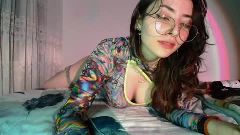 Skylar online show from 01.08.25