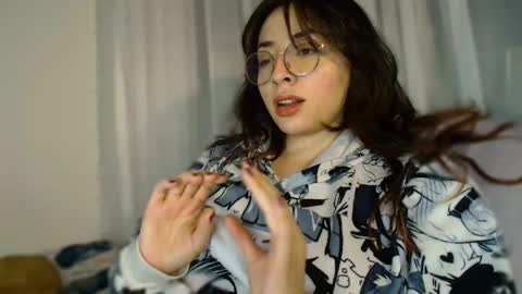 Skylar online show from 02.11.25