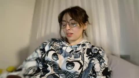 Skylar online show from 02.11.25