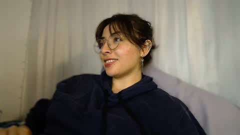 Skylar online show from 02.12.25