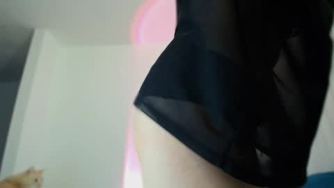 Skylar online show from 03.04.25