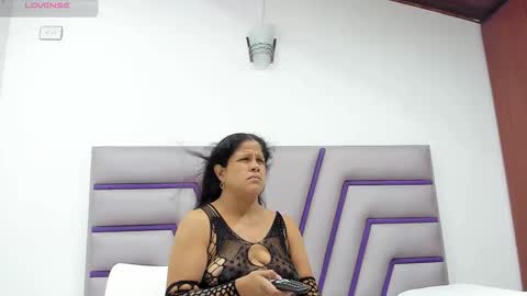 Olaia  online show from 02.20.26