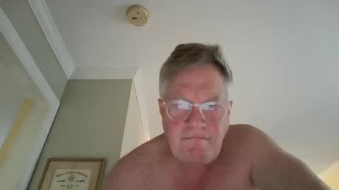 olderbutgooder online show from 11.12.25