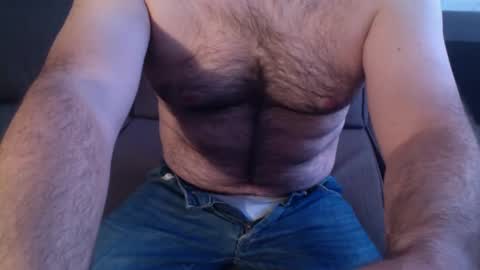 Snapshot of oldjeremy chatting on 12.26.24 oldjeremy online show from 12.26.24