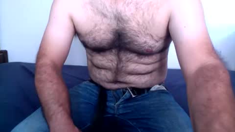 Snapshot of oldjeremy chatting on 10.15.25 oldjeremy online show from 10.15.25