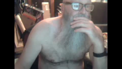 oldman196262 online show from 02.16.25
