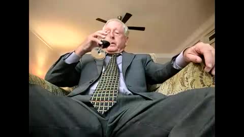 Snapshot of oldsubman chatting on 02.11.25 oldsubman online show from 02.11.25