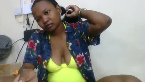 Snapshot of olgamariah203875 chatting on 06.11.26 olgamariah203875 online show from 06.11.26