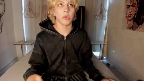 oliiverr22 online show from 11.25.25