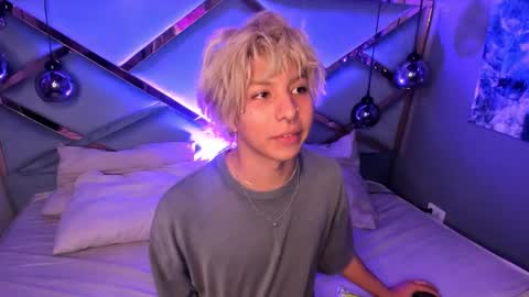 oliiverr22 online show from 01.11.26