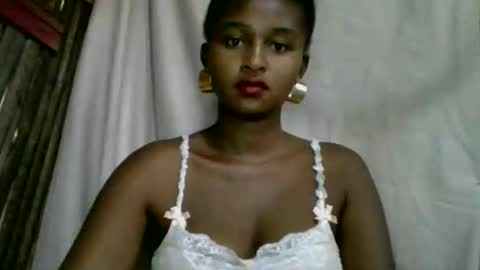 olinah610 online show from 04.16.26