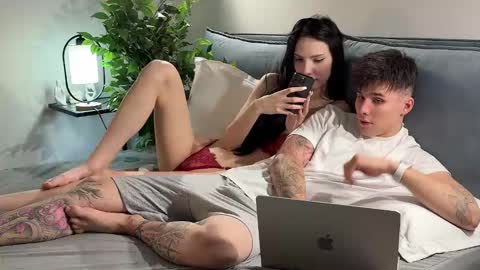 Olivia and Robie online show from 09.30.25