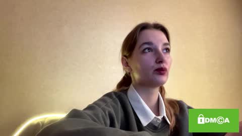Olivia here online show from 09.28.25