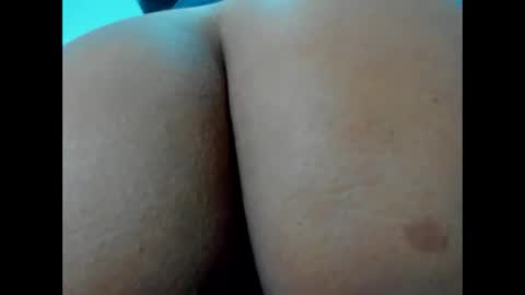 Snapshot of olivahot30 chatting on 12.23.24 olivahot30 online show from 12.23.24