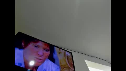 olivahot30 online show from 10.23.25