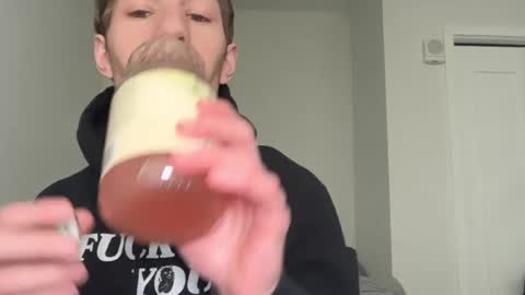 Snapshot of oliver_beck chatting on 02.12.25 Oliver Beck online show from 02.12.25