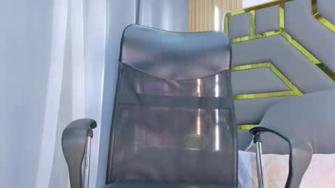 Oliver online show from 04.25.26