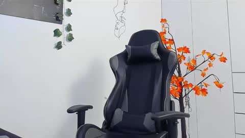 Snapshot of oliver_bray chatting on 02.16.26 Oliver bray online show from 02.16.26