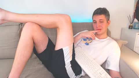 Oliver online show from 02.07.25