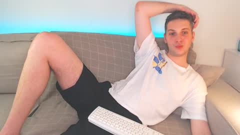 Oliver online show from 03.02.25