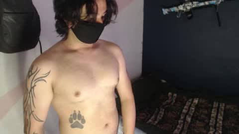 oliver_laid_2023 online show from 12.13.24