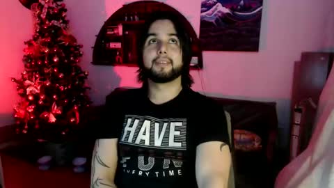 oliver_laid_2023 online show from 12.20.25