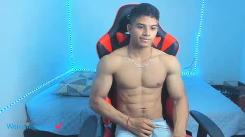 Snapshot of oliver_thompsson chatting on 12.28.24 oliver thompsson online show from 12.28.24