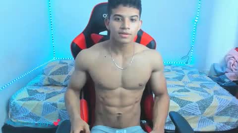 Snapshot of oliver_thompsson chatting on 01.04.25 oliver thompsson online show from 01.04.25