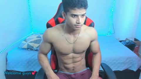 Snapshot of oliver_thompsson chatting on 01.09.25 oliver thompsson online show from 01.09.25