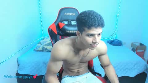 Snapshot of oliver_thompsson chatting on 01.10.25 oliver thompsson online show from 01.10.25