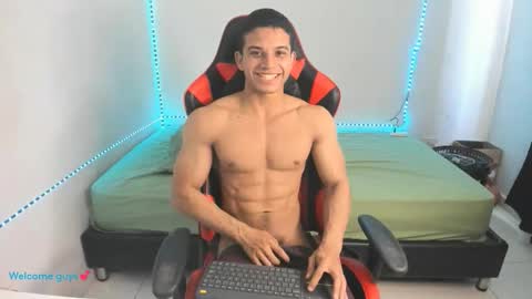 Snapshot of oliver_thompsson chatting on 02.15.26 oliver thompsson online show from 02.15.26