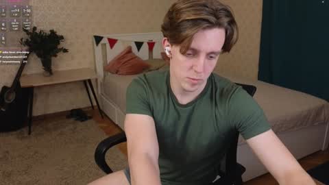 Snapshot of oliver_travis chatting on 01.22.25 Oliver Evans online show from 01.22.25