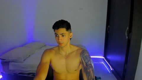 Snapshot of oliverbennet chatting on 01.16.25 Oliver bennet online show from 01.16.25