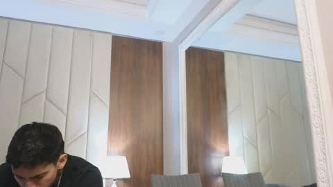 Snapshot of oliverbennet chatting on 03.11.25 Oliver bennet online show from 03.11.25