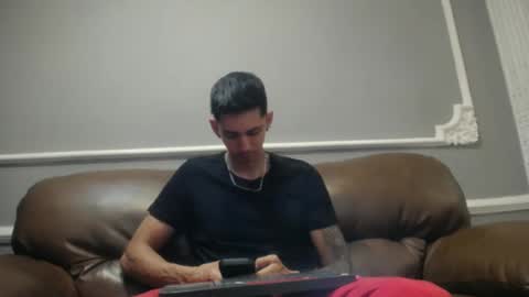 Snapshot of oliverbennet chatting on 09.10.25 Oliver bennet online show from 09.10.25