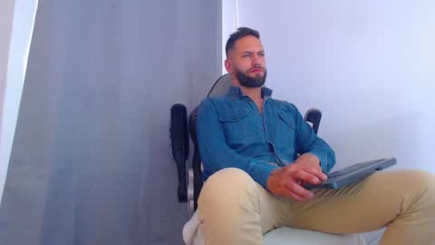 oliver online show from 12.16.24