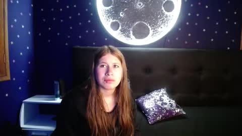 Olivia online show from 09.12.25