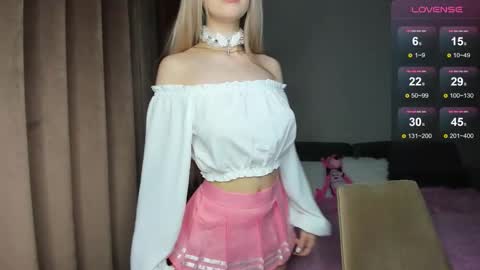 Olivia online show from 11.14.25